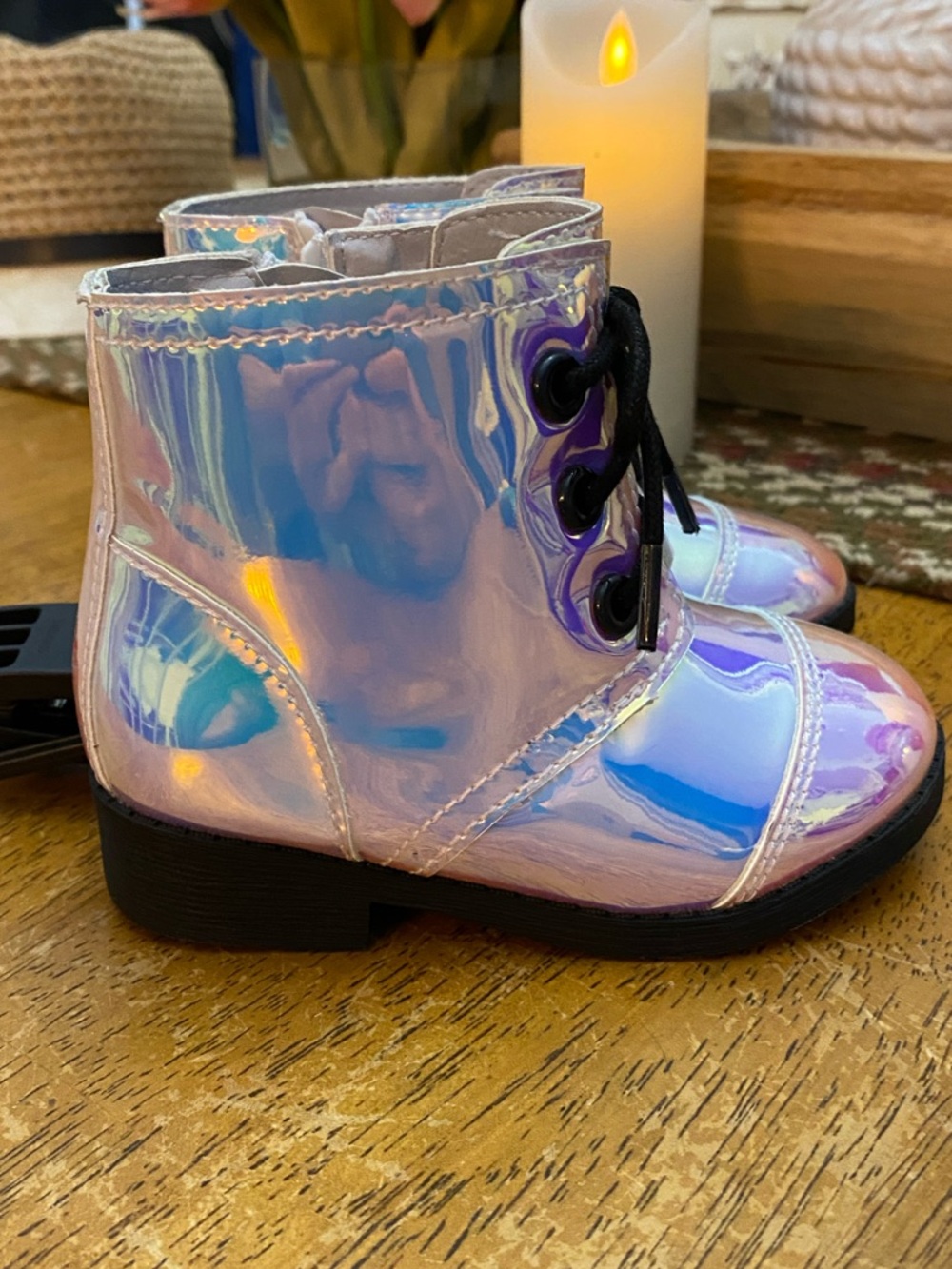 Adorable new toddler boots size 6